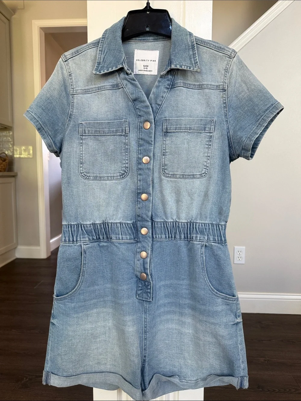 Celebrity Pink Denim Shorts Romper - Blue Size Small (3-5) - Picture 3 of 6